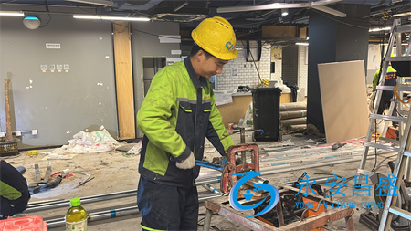 企業(yè)必看 中央空調改造省電50%方案 專業(yè)公司免費評估